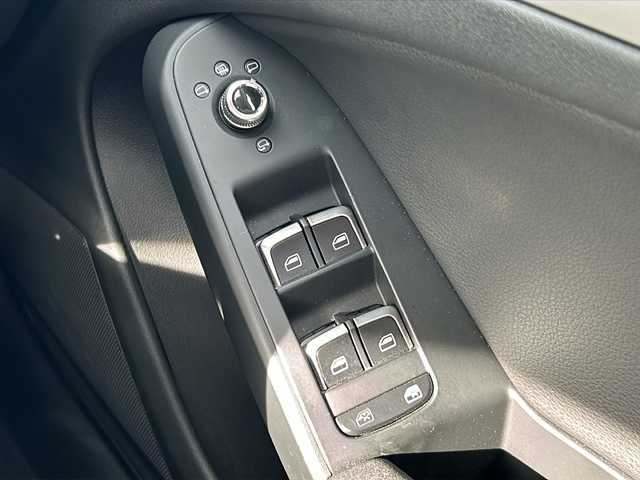 アウディ Ａ５ SB 2．0 TFSI クワトロ 福島県 2013(平25)年 2.9万km シルバー 純正メーカーナビ　バックＣ　フルセグ　ＧＰＳレーダー　Ｂｌｕｅｔｏｏｔｈ　電動黒革シートヒーター　パドルシフト　積込サマータイヤ付純正ＡＷ　ビルドインＥＴＣ　電動パーキングブレーキ　スマートキー