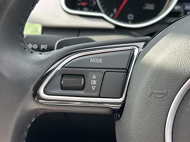 アウディ Ａ５ SB 2．0 TFSI クワトロ 福島県 2013(平25)年 2.9万km シルバー 純正メーカーナビ　バックＣ　フルセグ　ＧＰＳレーダー　Ｂｌｕｅｔｏｏｔｈ　電動黒革シートヒーター　パドルシフト　積込サマータイヤ付純正ＡＷ　ビルドインＥＴＣ　電動パーキングブレーキ　スマートキー