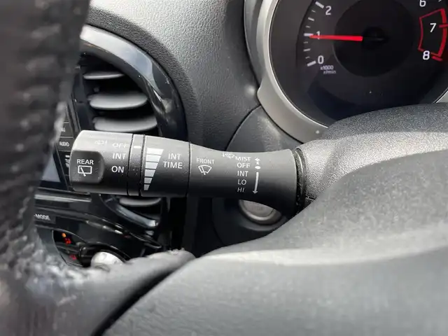 日産 ジューク 15RX タイプV 愛知県 2012(平24)年 3.9万km ダークメタルグレー ワンオーナー/社外ナビ（AM/FM/CD/DVD/BT/フルセグTV）/ETC/バックカメラ/プッシュスタート/電動格納ドアミラー/純正フロアマット/ドアバイザー