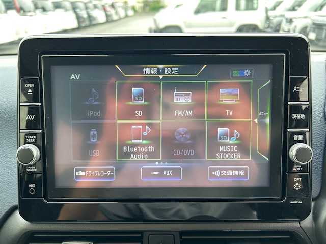 日産 デイズ ハイウェイスターX 大阪府 2022(令4)年 0.4万km ホワイトパール 純正９インチナビ　/フルセグ　/Ｂｌｕｅｔｏｏｔｈ　/全方位カメラ　/ドライブレコーダー　/ＬＥＤヘッドライト　/オートハイビーム　/前後コーナーセンサー　/フロアーマット　/サイドバイザー　/スマートキー