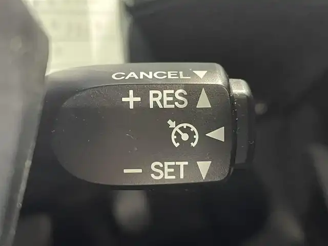 トヨタ シエンタ ハイブリッド G クエロ 愛知県 2019(令1)年 1.9万km コバルトブルーメタリック 純正９インチナビ　/(AM/FM/CD・DVD再生/フルセグTV/SD/Bluetooth)/トヨタセーフティーセンス　/　　-プリクラッシュセーフティ/　　-レーンディパーチャーアラート/　　-オートマチックハイビーム/両側パワースライドドア　/ＬＥＤヘッドライト　/ビルトインＥＴＣ　/バックカメラ　/前後ドライブレコーダー　/クリアランスソナー　/ＬＥＤフォグランプ　/プッシュスタート/　　-スマートキー/USB接続