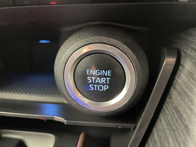 トヨタ ハリアー Z レザーパッケージ 道央・札幌 2021(令3)年 3.9万km ホワイトパールクリスタルシャイン ・４WD /トヨタセーフティセンス/・プリクラッシュセーフティ/・レーダークルーズコントロール/・純正１２.3インチディスプレイ/・JBLサウンドシステム/・Miracast/Bluetooth/フルセグ/・バックカメラ /・パワーバックドア /・ブラインドスポットモニター/・レザーシート/D.N席シートヒーター/・D.N席ベンチレーション/・D.N席パワーシート/・LEDライト/オートハイビーム/・ミラーヒーター/ステアリングヒーター/・デジタルインナーミラー/・ビルトインETC/・スマートキー