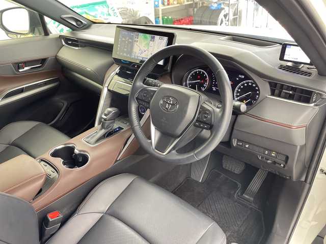 トヨタ ハリアー Z レザーパッケージ 道央・札幌 2021(令3)年 3.9万km ホワイトパールクリスタルシャイン ・４WD /トヨタセーフティセンス/・プリクラッシュセーフティ/・レーダークルーズコントロール/・純正１２.3インチディスプレイ/・JBLサウンドシステム/・Miracast/Bluetooth/フルセグ/・バックカメラ /・パワーバックドア /・ブラインドスポットモニター/・レザーシート/D.N席シートヒーター/・D.N席ベンチレーション/・D.N席パワーシート/・LEDライト/オートハイビーム/・ミラーヒーター/ステアリングヒーター/・デジタルインナーミラー/・ビルトインETC/・スマートキー