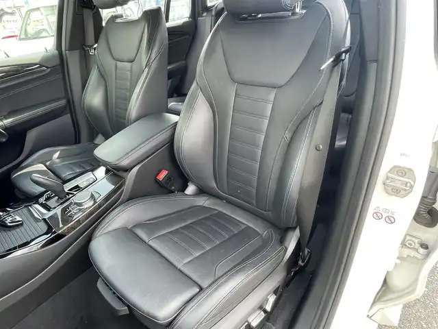 ＢＭＷ Ｘ３ xDrive20d Mスポーツ 愛知県 2019(令1)年 6.3万km アルピンホワイトⅢ 黒革シート/純正メモリーナビ・地デジTV/全方位カメラ/ワイヤレス充電/レーダークルーズコントロール/衝突軽減ブレーキ/LKA/BSM/コーナーセンサー/純正19インチアルミホイール/LEDライト/LEDフォグ/パワーバックドア/ルーフレール/前席パワーシート/全席シートヒーター/純正CD/DVD/MSV/USB/BT/ビルトインETC/プッシュスタート/スマートキー/整備記録/保証書/取扱説明書