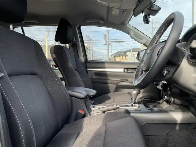 トヨタ ハイラックス Z 石川県 2022(令4)年 6.1万km ＤグリーンＭ 4WD/ディーゼル/アルパインディスプレイオーディオ/バックカメラ/LEDヘッドライト/ETC/トヨタセーフティセンス/YAKIMAラック/BATTLEZサスペンション/リフトUP/社外ブラックアルミホイール/コーナーセンサー/レーダークルーズ/ドライブレコーダー/スマートキー/プッシュスタート