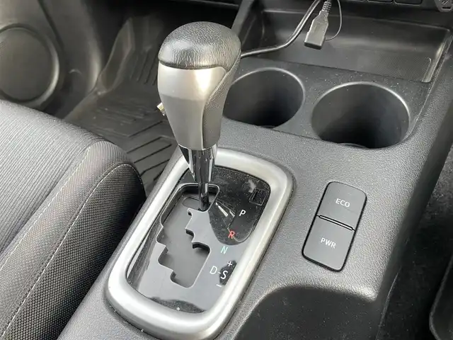 トヨタ ハイラックス Z 石川県 2022(令4)年 6.1万km ＤグリーンＭ 4WD/ディーゼル/アルパインディスプレイオーディオ/バックカメラ/LEDヘッドライト/ETC/トヨタセーフティセンス/YAKIMAラック/BATTLEZサスペンション/リフトUP/社外ブラックアルミホイール/コーナーセンサー/レーダークルーズ/ドライブレコーダー/スマートキー/プッシュスタート