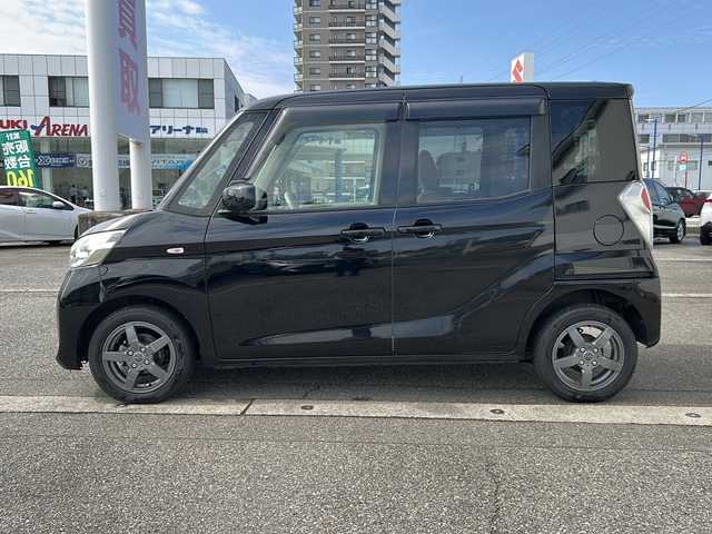 日産 デイズ ルークス X 富山県 2015(平27)年 6.3万km ブラック スマートキー×３/両側パワースライドドア/アラウンドビューモニター/純正メモリーナビ(MC315D-W)/DVD/BT/フルセグTV/USB/バックソナー/衝突安全ブレーキ/リアシェード/前後ドラレコ(DRY-TW7550)/電格ミラー/プッシュスタート/純正フロアマット/純正ドアバイザー/ヘッドライトレベライザー/サーキュレーター/保証書・取説・ナビ取説