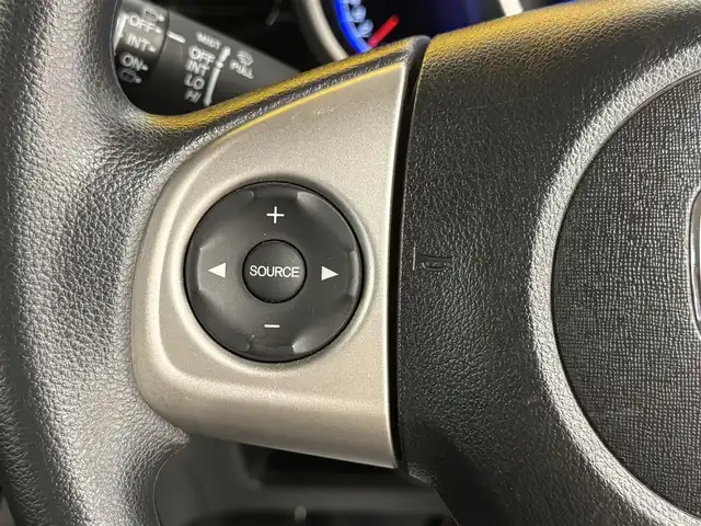 ホンダ Ｎ ＢＯＸ カスタム G Lパッケージ 群馬県 2013(平25)年 6.5万km ポリッシュドメタルメタリック パワースライドドア/純正オーディオ/　　CD/AUX/AM/FM/HIDオートライト/フォグランプ/純正14インチAW/ステアリングスイッチ/オートエアコン/ドアバイザー/横滑り防止機能/スマートキー/ETC