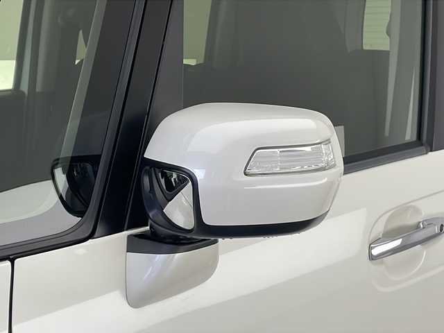 ホンダ Ｎ ＢＯＸ G Lパッケージ 長野県 2016(平28)年 4.9万km プレミアムホワイトパールⅡ 4WD/ワンオーナー/純正メモリナビ&ワンセグ&CD&BT/片側パワースライドドア/前席シートヒーター/2列目サンシェード/バックカメラ/ビルトインETC/ハロゲンライト/電動格納ミラー/ウィンカーミラー/純正ホイールキャップ装着/純正フロアマット/純正ドアバイザー/プッシュスタート/スマートキー/新車保証書