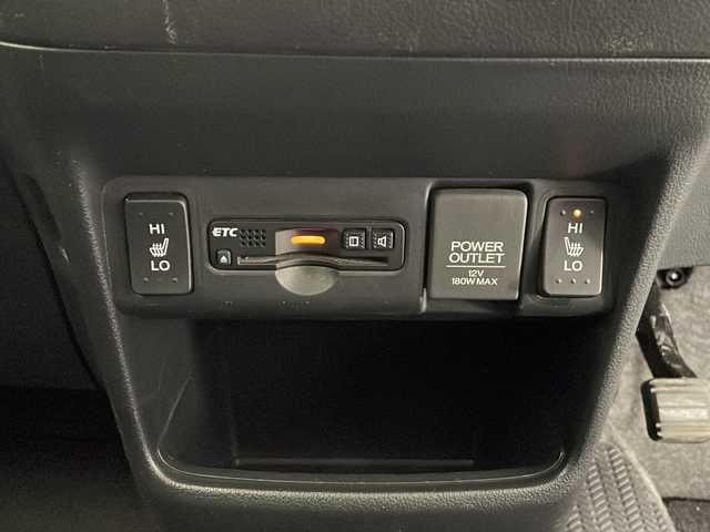 ホンダ Ｎ ＢＯＸ G Lパッケージ 長野県 2016(平28)年 4.9万km プレミアムホワイトパールⅡ 4WD/ワンオーナー/純正メモリナビ&ワンセグ&CD&BT/片側パワースライドドア/前席シートヒーター/2列目サンシェード/バックカメラ/ビルトインETC/ハロゲンライト/電動格納ミラー/ウィンカーミラー/純正ホイールキャップ装着/純正フロアマット/純正ドアバイザー/プッシュスタート/スマートキー/新車保証書