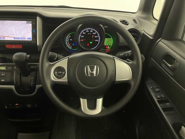 ホンダ Ｎ ＢＯＸ G Lパッケージ 長野県 2016(平28)年 4.9万km プレミアムホワイトパールⅡ 4WD/ワンオーナー/純正メモリナビ&ワンセグ&CD&BT/片側パワースライドドア/前席シートヒーター/2列目サンシェード/バックカメラ/ビルトインETC/ハロゲンライト/電動格納ミラー/ウィンカーミラー/純正ホイールキャップ装着/純正フロアマット/純正ドアバイザー/プッシュスタート/スマートキー/新車保証書