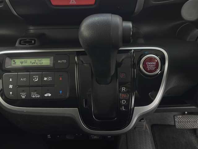 ホンダ Ｎ ＢＯＸ G Lパッケージ 長野県 2016(平28)年 4.9万km プレミアムホワイトパールⅡ 4WD/ワンオーナー/純正メモリナビ&ワンセグ&CD&BT/片側パワースライドドア/前席シートヒーター/2列目サンシェード/バックカメラ/ビルトインETC/ハロゲンライト/電動格納ミラー/ウィンカーミラー/純正ホイールキャップ装着/純正フロアマット/純正ドアバイザー/プッシュスタート/スマートキー/新車保証書