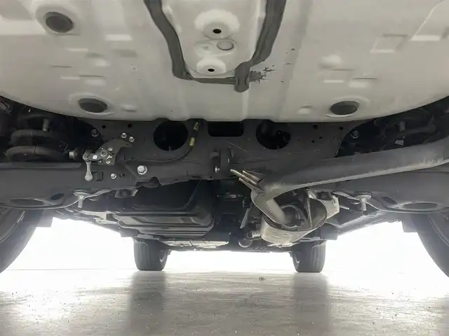 トヨタ ハリアー エレガンス 福島県 2015(平27)年 6.1万km ブラック パノラマサンルーフ/トヨタセーフティーセンス/・プリクラッシュセーフティー/・レーダークルーズコントロール/・クリアランスソナー/・レーンディパーチャーアラート/社外9型ALPINEナビ/・フルセグTV/・BT.CD/DVD.SD.AM/FM/パワーシート/ハーフレザーシート/ETC/LEDヘッドライト/純正AW/ステアリングスイッチ/プッシュスタート/スマートキー/純正フロアマット