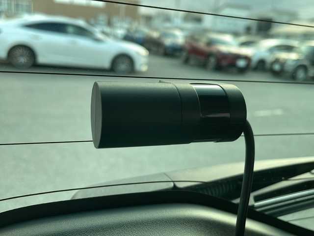 スズキ ハスラー Jスタイル ターボ 岐阜県 2021(令3)年 4.6万km シフォンアイボリーメタリック/ガンメタリック2トーン デュアルカメラブレーキサポート/スズキセーフティサポート/・後退時ブレーキサポート/・車線逸脱抑制制御機能/・車線逸脱警報機能/・パーキングソナー/・横滑り防止装置（ＥＳＰ）/純正ナビ/CD.DVD.BT.USB.SmartphoneLink/全方位カメラ/フルセグ/ハーフレザーシート/シートヒーター/ダウンヒルアシスト/グリップコントロール/ドライブレコーダー/アイドリングストップ/LEDヘッドライト/プッシュスタート/スマートキー