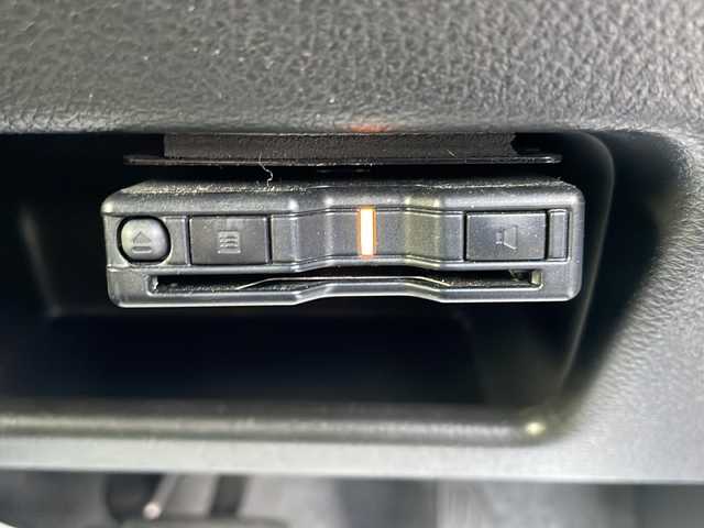 スズキ ハスラー Jスタイル ターボ 岐阜県 2021(令3)年 4.6万km シフォンアイボリーメタリック/ガンメタリック2トーン デュアルカメラブレーキサポート/スズキセーフティサポート/・後退時ブレーキサポート/・車線逸脱抑制制御機能/・車線逸脱警報機能/・パーキングソナー/・横滑り防止装置（ＥＳＰ）/純正ナビ/CD.DVD.BT.USB.SmartphoneLink/全方位カメラ/フルセグ/ハーフレザーシート/シートヒーター/ダウンヒルアシスト/グリップコントロール/ドライブレコーダー/アイドリングストップ/LEDヘッドライト/プッシュスタート/スマートキー