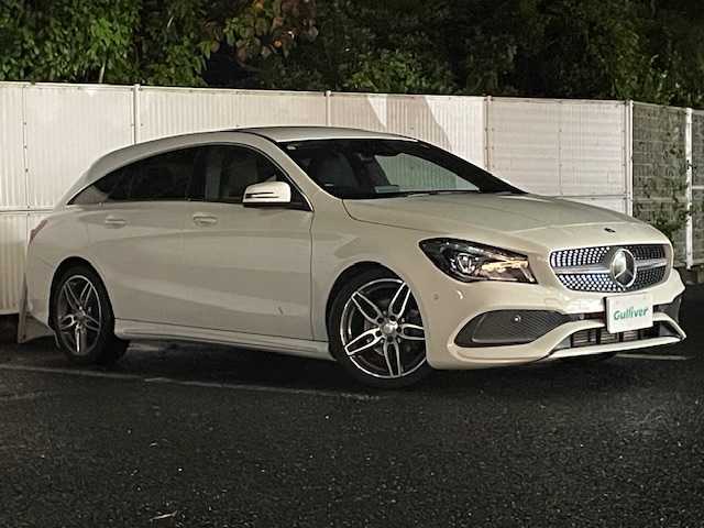 メルセデス・ベンツ ＣＬＡ１８０ Sブレイク　スポーツ 茨城県 2017(平29)年 6万km カルサイトホワイト 純正ナビ【AM/FM/CD/DVD/フルセグ】/レザーシート/バックカメラ/シートヒーター/D席パワーシート/メモリシート/ETC2.0/コーナーセンサー/横滑り防止装置/LEDライト/保証書/スペアキー×１