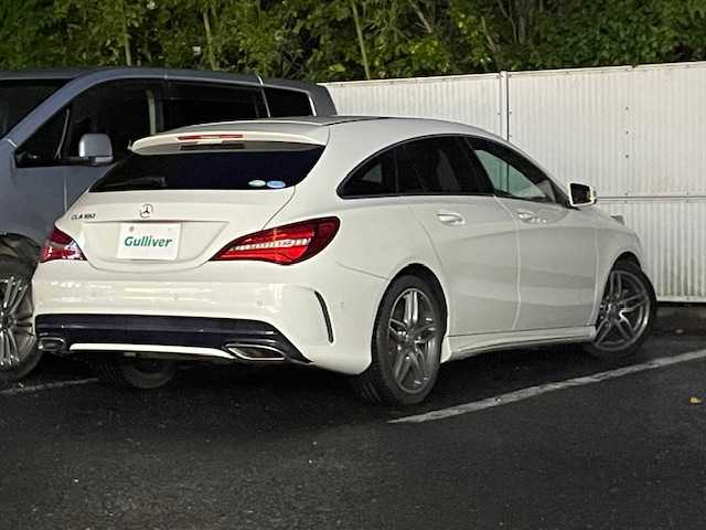 メルセデス・ベンツ ＣＬＡ１８０ Sブレイク　スポーツ 茨城県 2017(平29)年 6万km カルサイトホワイト 純正ナビ【AM/FM/CD/DVD/フルセグ】/レザーシート/バックカメラ/シートヒーター/D席パワーシート/メモリシート/ETC2.0/コーナーセンサー/横滑り防止装置/LEDライト/保証書/スペアキー×１