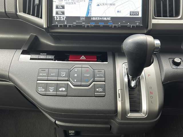 ホンダ ステップワゴン G コンフォートセレクション 大阪府 2013(平25)年 8.7万km クリスタルブラックパール 純正9インチインターナビ/【ワンセグTV/CD/DVD/USB接続/FM/AM】/両側パワースライドドア/クルーズコントロール/バックカメラ/100V電源/ビルトインETC/キセノンヘッドライト/オートライト/アイドリングストップ/リモコンキー/スペアキー１本/横滑り防止/ABS