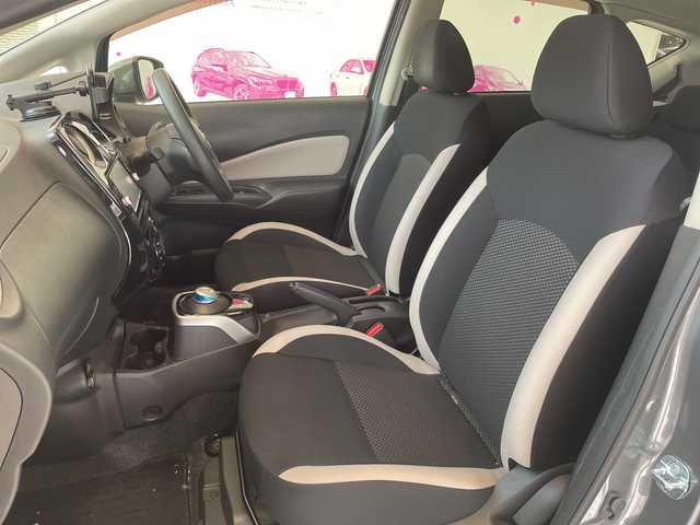 日産 ノート e－パワー X 埼玉県 2016(平28)年 8.9万km ダークメタルグレー エマージェンシーブレーキ /純正メモリナビ/　　CD/DVD/BT/フルセグ/ステアリングスイッチ /ETC