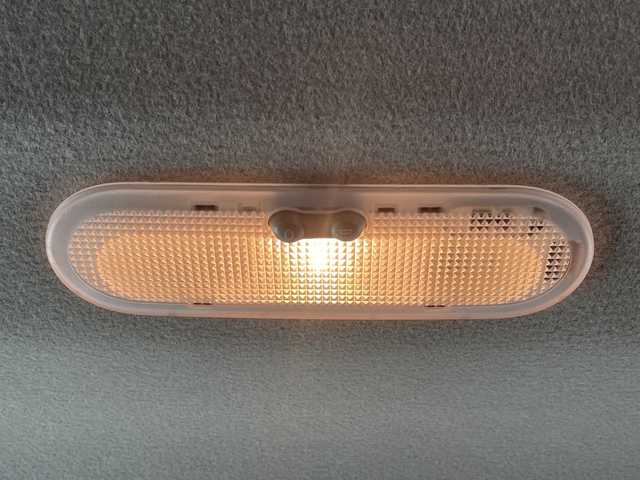 日産 ノート e－パワー X 埼玉県 2016(平28)年 8.9万km ダークメタルグレー エマージェンシーブレーキ /純正メモリナビ/　　CD/DVD/BT/フルセグ/ステアリングスイッチ /ETC