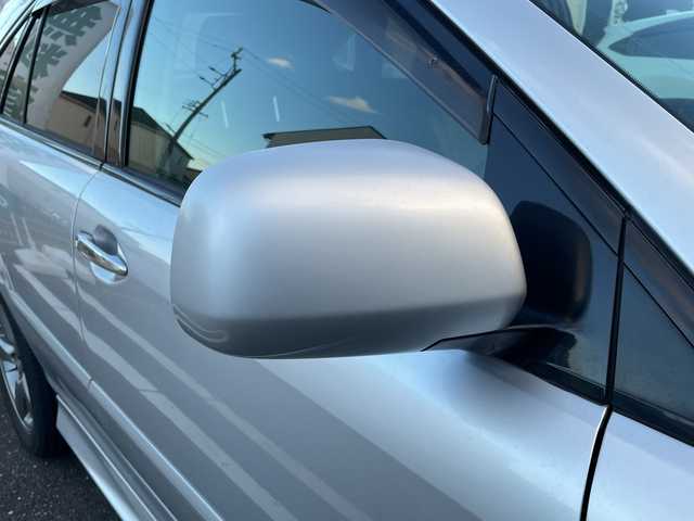 トヨタ ハリアー 240G プレミアム Lパッケージ 三重県 2010(平22)年 10.1万km シルバーM 登録時走行距離　１００３４２ｋｍ/ワンオーナー/禁煙車/黒革/社外ナビ（アルパイン）/AM/FM/CD/DVD/TV/フルセグテレビ/ETC/シートヒーター/バックカメラ/フロントカメラ/パワーステアリング/パワーウィンドウ/AUTOライト/AUTOエアコン/純正フロアマット/純正アルミホイール/電挌ミラー