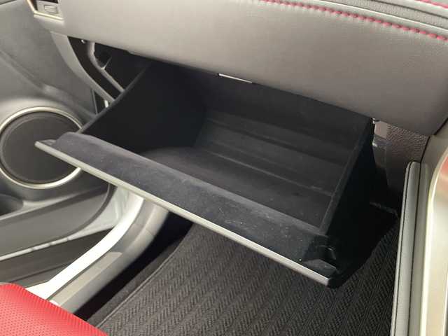 レクサス ＮＸ 300h Fスポーツ 宮崎県 2018(平30)年 4万km ホワイトノーヴァガラスフレーク 純正ナビ(CD/DVD/AM/FM/BT)/衝突軽減ブレーキ/車線逸脱警報/コーナーセンサー/クルーズコントロール/アイドリングストップ/全周囲バックカメラ/ステアリングスイッチ/電動格納ミラー/パワーバックドア/ハンドルヒーター/D/N席　シートヒーター/D/N席　エアーシート/プッシュスターター/電子パーキング/オートホールド/パドルシフト/フロアマット/ETC2.0