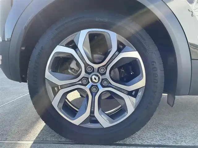 ルノー キャプチャー Sエディション 東京都 2023(令5)年 1.3万km 黒 純正ディスプレイオーディオ/アダプティブクルーズコントロール/ドライブレコーダー/ステアリングヒーター/純正18インチアルミホイール/LEDヘッドライト/ETC/スマートキー/プッシュスタート