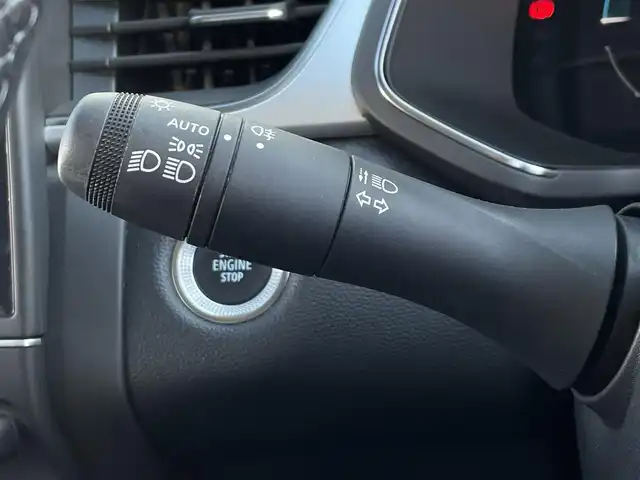 ルノー キャプチャー Sエディション 東京都 2023(令5)年 1.3万km 黒 純正ディスプレイオーディオ/アダプティブクルーズコントロール/ドライブレコーダー/ステアリングヒーター/純正18インチアルミホイール/LEDヘッドライト/ETC/スマートキー/プッシュスタート