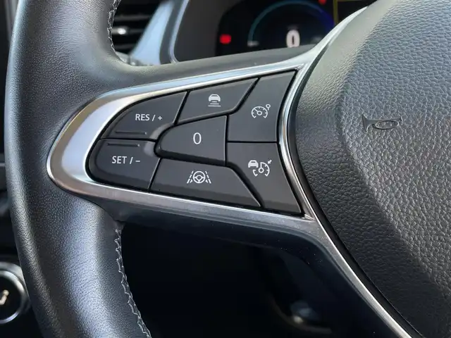 ルノー キャプチャー Sエディション 東京都 2023(令5)年 1.3万km 黒 純正ディスプレイオーディオ/アダプティブクルーズコントロール/ドライブレコーダー/ステアリングヒーター/純正18インチアルミホイール/LEDヘッドライト/ETC/スマートキー/プッシュスタート