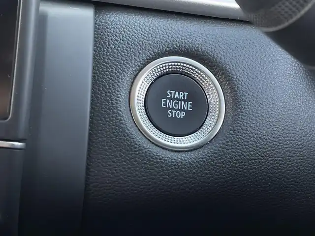 ルノー キャプチャー Sエディション 東京都 2023(令5)年 1.3万km 黒 純正ディスプレイオーディオ/アダプティブクルーズコントロール/ドライブレコーダー/ステアリングヒーター/純正18インチアルミホイール/LEDヘッドライト/ETC/スマートキー/プッシュスタート