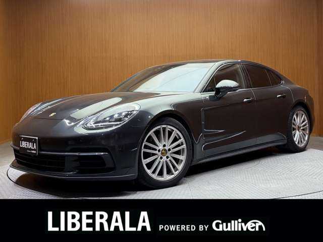 ポルシェ パナメーラ 千葉県 2017(平29)年 5.4万km ヴァルカノグレーメタリック スポーツクロノＰＫＧ　/黒革シート　/クルーズコントロール　/ナビ　/地デジＴＶ　/３６０°　/Ｂｌｕｅｔｏｏｔｈ接続　/電動シート　/シートヒーター　/電動リアゲート　/ソフトクローズドア　　/ＬＫＡ　/ＥＴＣ　/ドラレコ