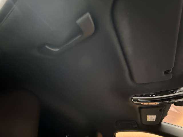 ポルシェ パナメーラ 千葉県 2017(平29)年 5.4万km ヴァルカノグレーメタリック スポーツクロノＰＫＧ　/黒革シート　/クルーズコントロール　/ナビ　/地デジＴＶ　/３６０°　/Ｂｌｕｅｔｏｏｔｈ接続　/電動シート　/シートヒーター　/電動リアゲート　/ソフトクローズドア　　/ＬＫＡ　/ＥＴＣ　/ドラレコ