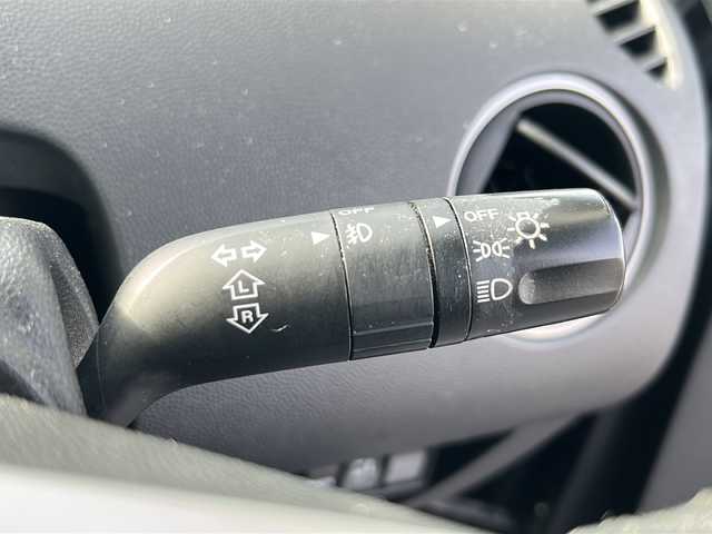 マツダ ビアンテ 20S 香川県 2011(平23)年 9.5万km ブリリアントブラック 純正ナビ（ワンセグTV/CD/DVD)/バックカメラ/ダイナミック・スタビリティ・コントロール/3列シート/両側パワースライドドア/アイドリングストップ/HIDヘッドライト/ETC/スペアキー