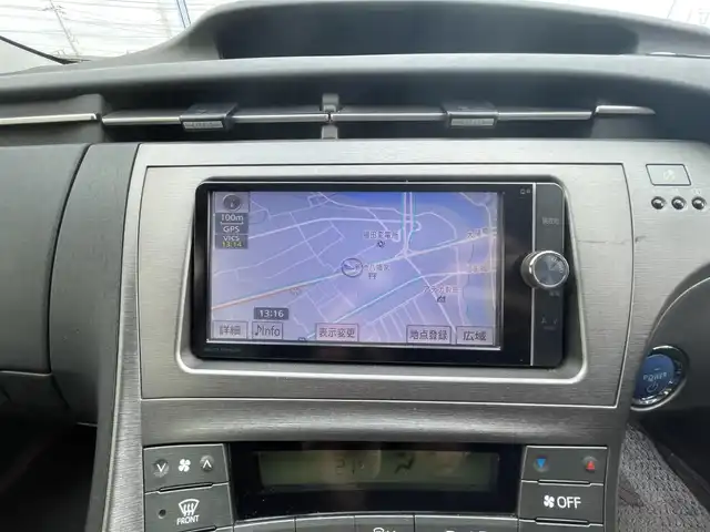 トヨタ プリウス S 岡山県 2014(平26)年 13万km ブラック (株)IDOMが運営する【じしゃロン岡山店】の自社ローン専用車両になります。こちらは現金またはオートローンご利用時の価格です。自社ローンご希望の方は別途その旨お申付け下さい/社外アルミ/社外シートカバー/純正ナビ/バックカメラ/ETC/CD/DVD/TV/BT