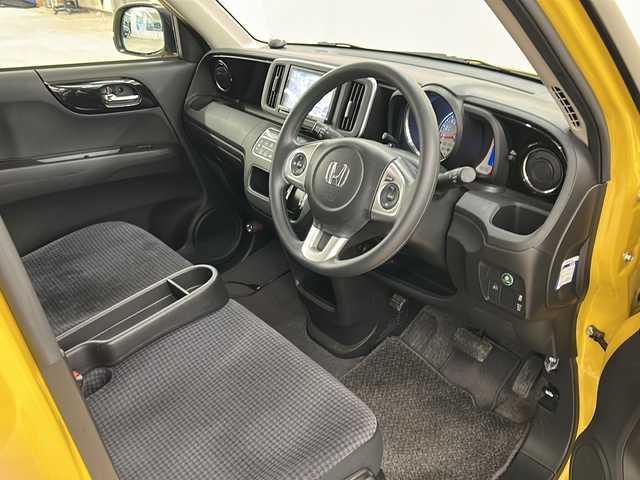 ホンダ Ｎ ＯＮＥ ツアラー 道央・札幌 2017(平29)年 1.5万km プレミアムイエローパールⅡ /4WD//クルーズコントロール//ステアリングスイッチ//アイドリングストップ//フォグランプ//電動格納ミラー//前席シートヒーター//純正ビルトインETC//社外メモリナビ：AVN-D7/(AM/FM/フルセグTV/BT)//オートライト//純正フロアマット//メモリナビ内蔵ドライブレコーダー//ホンダ純正14インチホイール//横滑り防止装置//バックカメラ//スペアキー１本//プッシュスタート