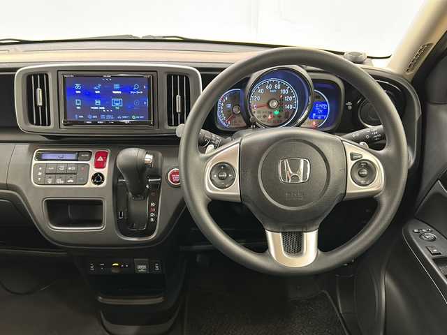 ホンダ Ｎ ＯＮＥ ツアラー 道央・札幌 2017(平29)年 1.5万km プレミアムイエローパールⅡ /4WD//クルーズコントロール//ステアリングスイッチ//アイドリングストップ//フォグランプ//電動格納ミラー//前席シートヒーター//純正ビルトインETC//社外メモリナビ：AVN-D7/(AM/FM/フルセグTV/BT)//オートライト//純正フロアマット//メモリナビ内蔵ドライブレコーダー//ホンダ純正14インチホイール//横滑り防止装置//バックカメラ//スペアキー１本//プッシュスタート