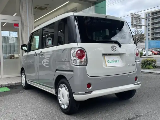 ダイハツ ムーヴ キャンバス G メイクアップ VS SAⅢ 高知県 2022(令4)年 0.7万km パールホワイトⅢ/スムースグレーマイカメタリック 2トーン 純正ナビ/(Bluetooth/CD/SD/DVD/USB/HDMI/フルセグ)/ETC/アラウンドビューモニター/前方ドライブレコーダー/D席シートヒーター/両側パワースライドドア/オートライト/オートマチックハイビーム/LEDヘッドライト/フォグランプ/プッシュスタート/スマートキー/スペアキー1本/アイドリングストップ/ウィンドシールドデアイサー/ベンチシート/純正フロアマット/横滑り防止装置/衝突被害軽減ブレーキ/電動格納ミラー/オートリトラクタブルミラー