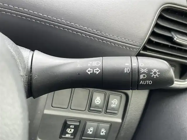 日産 セレナ ハイウェイスター V 滋賀県 2020(令2)年 5.8万km ブリリアントホワイトパール 2トーン 禁煙車/純正10型ナビ/CD/DVD/SD/Bluetooth/フルセグTV/アラウンドビューモニター/フリップダウンモニター/クルーズコントロール/両側パワースライドドア/ステアリングヒーター/シートヒーター/エマージェンシーブレーキ/BSM/ETC/ドラレコ/LEDヘッドライト/オートライト/プッシュスタート/スマートキー/純正アルミホイール