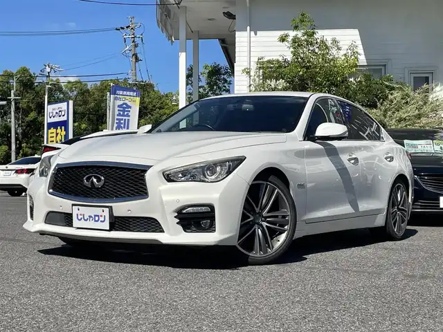 日産 スカイライン ハイブリッド 350GT Type SP 愛知県 2014(平26)年 11.4万km クリスタルホワイトパール (株)IDOMが運営する【じしゃロン名古屋鳴海店】の自社ローン専用車両になりますこちらは現金またはオートローンご利用時の価格です。自社ローンご希望の方は別途その旨お申付け下さい/プッシュスタート/レザーシート/前席パワーシート/シートヒーター/純正ナビ・TV/アラウンドビューモニター/クルーズコントロール/ETC