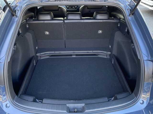 トヨタ カローラツーリング ダブルバイビー 大阪府 2023(令5)年 1.6万km マッシブグレー 純正ディスプレイオーディオ/純正ナビ.フルセグ.BT/バックカメラ/ビルトインETC2.0/オートLEDヘッドライト/オートハイビーム/レーダークルコン/スマートキー/プッシュスタート/クリアランスソナー/ブラインドスポットモニター/純正フロアマット