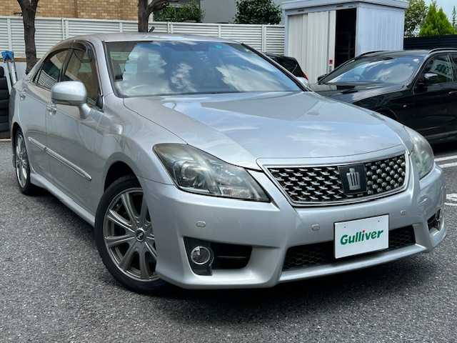 トヨタ クラウン アスリート 東京都 2010(平22)年 3.4万km シルバーM 登録時走行33933km/ワンオーナー/純正HDDナビ・フルセグTV/バックカメラ/プリクラッシュセーフティシステム/レーダークルーズコントロール/黒革シート/前席シートベンチレーション＆シートヒーター/前席パワーシート/クリアランスソナー/ビルトインETC/H26.27.29.30.R1.3.5年記録簿/保証書・取説/スペアキー