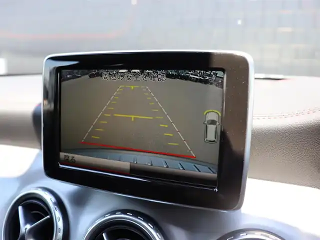 メルセデス・ベンツ ＧＬＡ４５ 4MATIC 宮城県 2015(平27)年 4万km ダークグレー マットボディーカラー/純正ナビＴＶ/・フルセグ・ＣＤ・ＤＶＤ・ＵＳＢ・ＳＤ・ＢＴ/ＡＭＧレザーエクスクルーシブＰＫＧ/ベーシックＰＫＧ/レーダーセーフティＰＫＧ/パノラマルーフ/パワーテールゲート/ディストロニックプラス/衝突防止アシスト/アテンションアシスト/ブラインドスポットアシスト/レーンキープアシスト/パドルシフト/バックカメラ/レザーシート/左右メモリー機能付きパワーシート/左右シートヒーター/キーレスゴー/ビルトインＥＴＣ/純正１９インチＡＷ/純正フロアマット（ゴム製）/カラーコード６６２：デジーノマウンテングレーマグノ