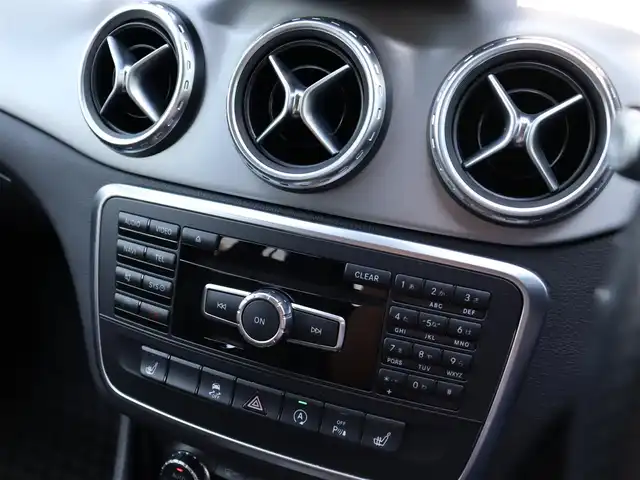 メルセデス・ベンツ ＧＬＡ４５ 4MATIC 宮城県 2015(平27)年 4万km ダークグレー マットボディーカラー/純正ナビＴＶ/・フルセグ・ＣＤ・ＤＶＤ・ＵＳＢ・ＳＤ・ＢＴ/ＡＭＧレザーエクスクルーシブＰＫＧ/ベーシックＰＫＧ/レーダーセーフティＰＫＧ/パノラマルーフ/パワーテールゲート/ディストロニックプラス/衝突防止アシスト/アテンションアシスト/ブラインドスポットアシスト/レーンキープアシスト/パドルシフト/バックカメラ/レザーシート/左右メモリー機能付きパワーシート/左右シートヒーター/キーレスゴー/ビルトインＥＴＣ/純正１９インチＡＷ/純正フロアマット（ゴム製）/カラーコード６６２：デジーノマウンテングレーマグノ