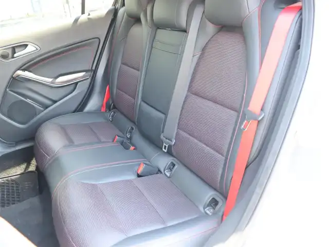 メルセデス・ベンツ ＧＬＡ４５ 4MATIC 宮城県 2015(平27)年 4万km ダークグレー マットボディーカラー/純正ナビＴＶ/・フルセグ・ＣＤ・ＤＶＤ・ＵＳＢ・ＳＤ・ＢＴ/ＡＭＧレザーエクスクルーシブＰＫＧ/ベーシックＰＫＧ/レーダーセーフティＰＫＧ/パノラマルーフ/パワーテールゲート/ディストロニックプラス/衝突防止アシスト/アテンションアシスト/ブラインドスポットアシスト/レーンキープアシスト/パドルシフト/バックカメラ/レザーシート/左右メモリー機能付きパワーシート/左右シートヒーター/キーレスゴー/ビルトインＥＴＣ/純正１９インチＡＷ/純正フロアマット（ゴム製）/カラーコード６６２：デジーノマウンテングレーマグノ