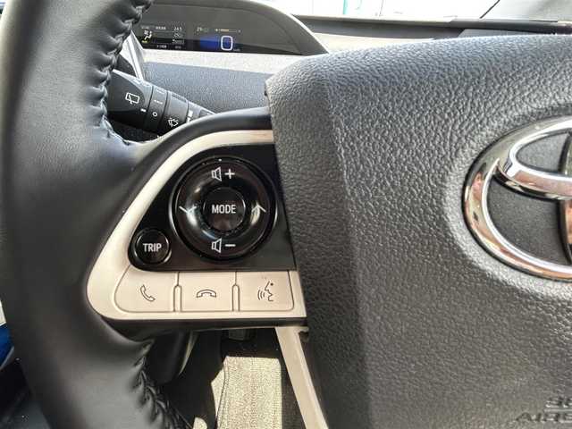 トヨタ プリウス S ツーリングセレクション 奈良県 2018(平30)年 12万km ホワイトパールクリスタルシャイン １オーナー/純正ディーラーナビ(MSCD-W66)/BT/CD/SD/TV//コーナーセンサー/横滑り防止装置/バックカメラ/ETC/フルレザーシート/シートヒーター/モード切替/オートLEDライト/保証書・取説付