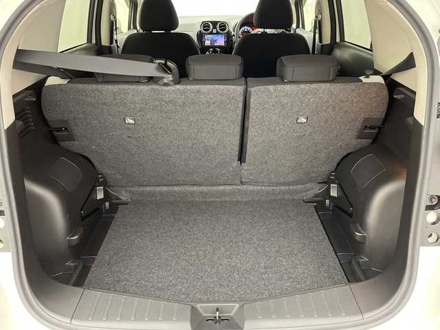 日産 ノート X Vセレクション 愛媛県 2020(令2)年 3.4万km ブリリアントホワイトパール 純正ナビ/フルセグ／Ｂｌｕｅｔｏｏｔｈ/全方位カメラ/ＥＴＣ/前方ドライブレコーダー/前後コーナーセンサー/レーンキープアシスト/ＬＥＤヘッドライト/デジタルインナーミラー/ステアリングスイッチ