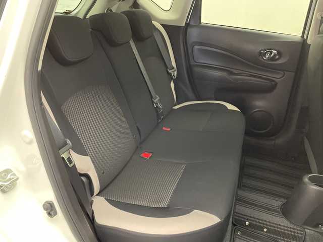 日産 ノート X Vセレクション 愛媛県 2020(令2)年 3.4万km ブリリアントホワイトパール 純正ナビ/フルセグ／Ｂｌｕｅｔｏｏｔｈ/全方位カメラ/ＥＴＣ/前方ドライブレコーダー/前後コーナーセンサー/レーンキープアシスト/ＬＥＤヘッドライト/デジタルインナーミラー/ステアリングスイッチ