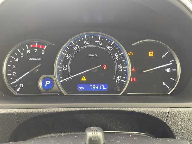 トヨタ エスクァイア Gi 沖縄県 2016(平28)年 7.4万km ホワイトパールクリスタルシャイン 純正SDナビ/　CD/DVD/SD/BT/フルセグ/バックカメラ/フリップダウンモニター/ビルトインETC/ドライブレコーダー/両側パワースライドドア/衝突被害軽減システム/クルーズコントロール/レーンキープアシスト/合皮シート/前席シートヒーター/オートマチックハイビーム/オートライト/LEDヘッドライト/純正15インチAW/純正フロアマット/プッシュスタート/スマートキ―