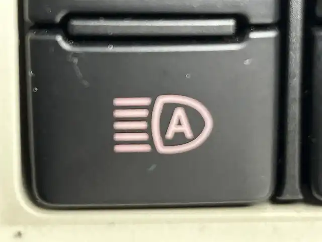 ダイハツ ムーヴ キャンバス G メイクアップ VS SAⅢ 道央・札幌 2021(令3)年 0.8万km パールホワイトⅢ/ナチュラルベージュマイカメタリック 2トーン ・４WD/・寒冷地仕様/・スマートアシストIII/・衝突被害軽減ブレーキ/・レーンキープアシスト/・オートハイビーム/・純正メモリナビ/・フルセグ/BT/CD/DVD/・アラウンドビューモニター/・ETC/・両側パワースライドドア/・シートヒーター/・ステアリングスイッチ/・ドアロック連動ミラー/・横滑り防止装置/・プッシュスタート/・スマートキー/・電格ミラー/・オートライト/・LEDヘッドライト