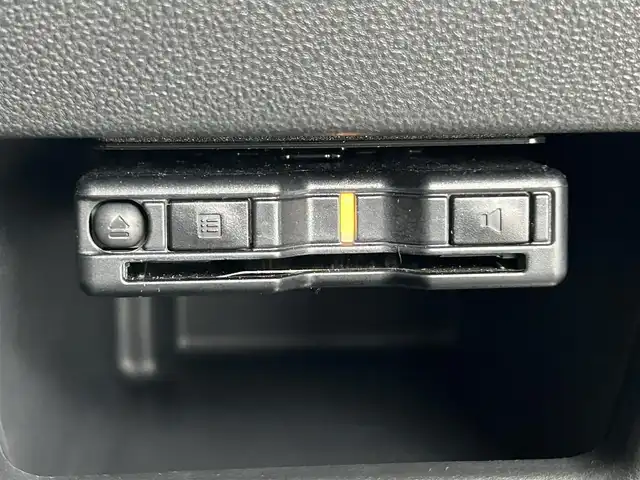 ダイハツ ムーヴ キャンバス G メイクアップ VS SAⅢ 道央・札幌 2021(令3)年 0.8万km パールホワイトⅢ/ナチュラルベージュマイカメタリック 2トーン ・４WD/・寒冷地仕様/・スマートアシストIII/・衝突被害軽減ブレーキ/・レーンキープアシスト/・オートハイビーム/・純正メモリナビ/・フルセグ/BT/CD/DVD/・アラウンドビューモニター/・ETC/・両側パワースライドドア/・シートヒーター/・ステアリングスイッチ/・ドアロック連動ミラー/・横滑り防止装置/・プッシュスタート/・スマートキー/・電格ミラー/・オートライト/・LEDヘッドライト